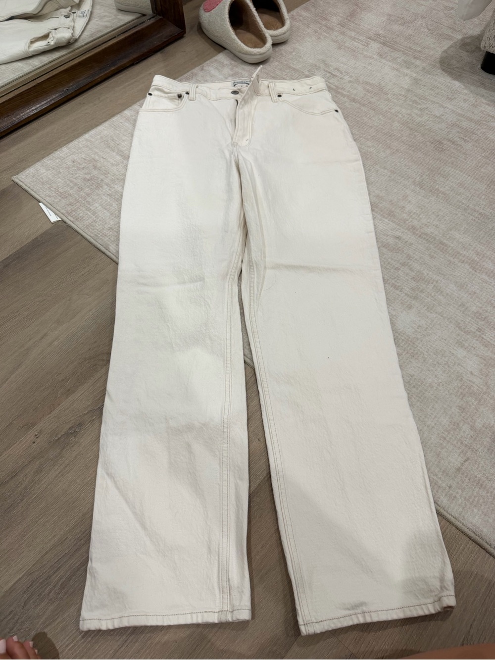 Abercrombie & Fitch Cream High-Rise Wide-Leg Jeans